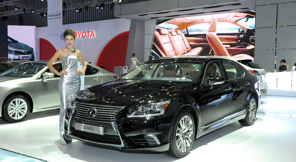 dai-ly-lexus-mien-bac